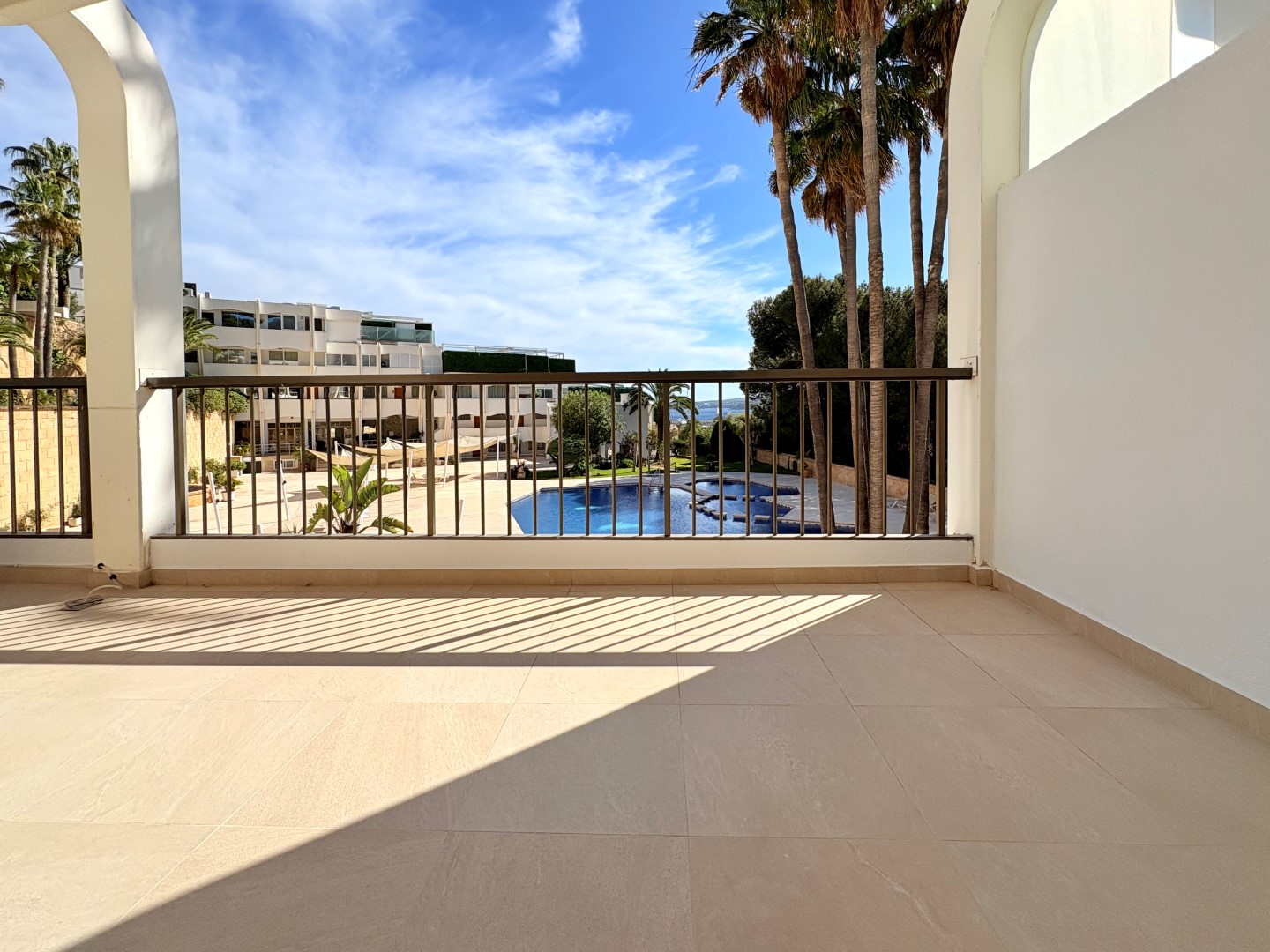 Charming 3 bedroom apartment in Silver Point, sea view